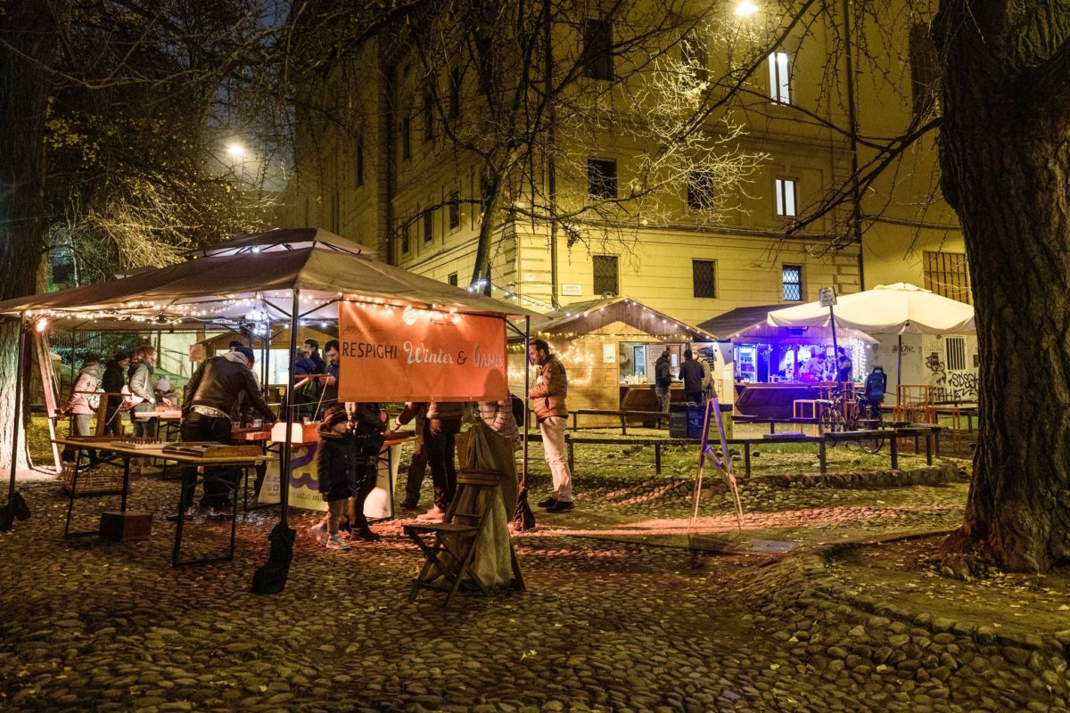 Giochi giganti, di ruolo, cibi dal mondo: a Bologna una sala giochi per tutte le età