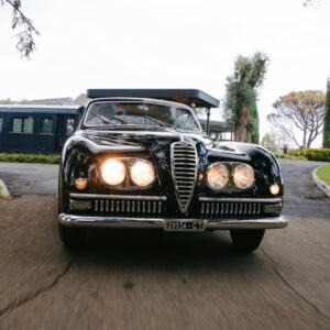 Eleganza in movimento: un viaggio nel tempo su quattro ruote