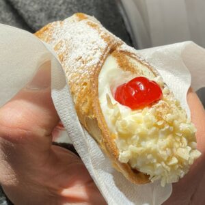 L’esperienza più dolce che ci sia: a Bologna torna la CannoloTerapia