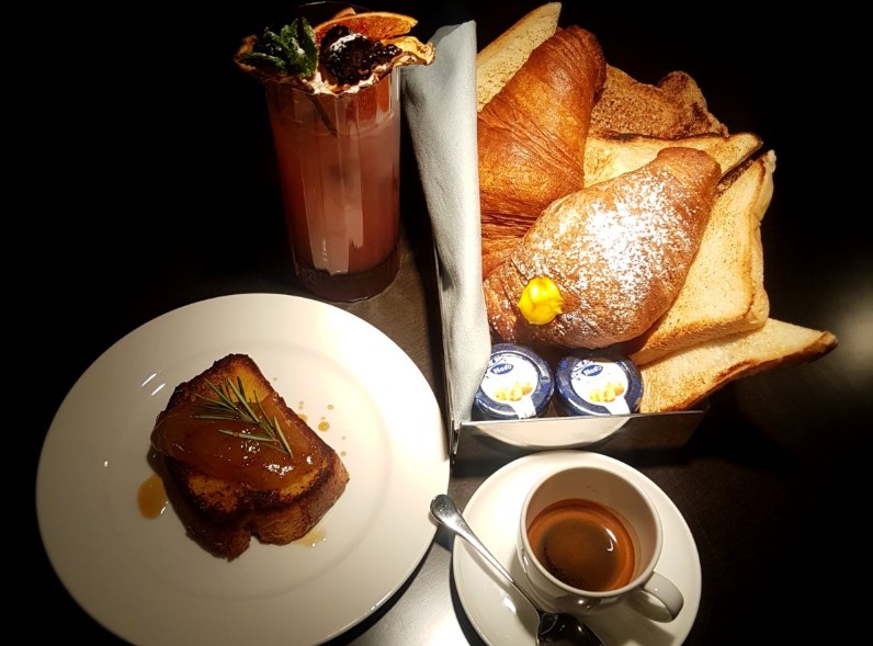 brunch Emporio Armani Caffè Bologna